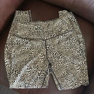 Nike Leopard Print High-Waist Bike Shorts - Black & Cream